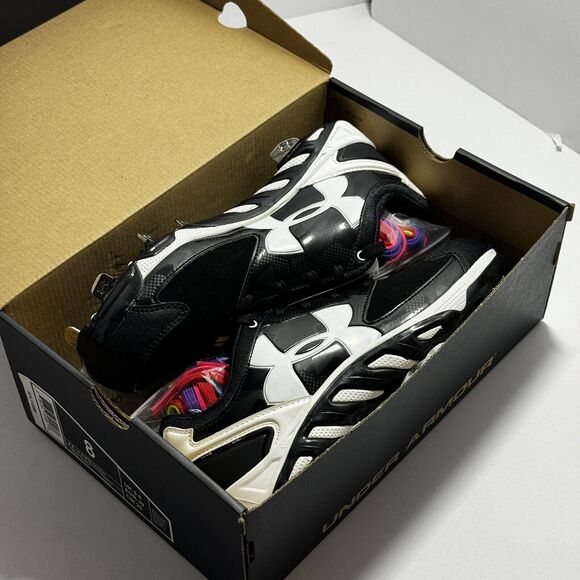 Under Armour Woman's Spine Glyde ST Baseball Metal Cleats Shoes Black Size 8 NIB - Picture 11 of 12